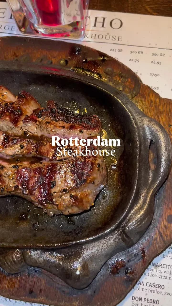 El Gaucho 🥩  El Gaucho is an Argentinian steakhouse. They offer a lot of different types of steaks. You can choose how many grams you want your steak to be 🔪 (They have halal options)  ⭐️ Food 10/10 ⭐️ Service 6/10 📍 Van Vollenhovenstraat 58, 3016 BK Rotterdam #foryouu #rotterdamfoodguide #tagyourbestfriend #rotterdamfoodspots #rotterdam 