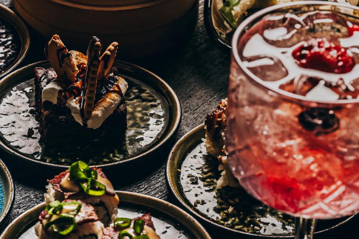 TIGA streetfood & cocktails